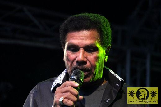 Winston Francis (Jam) with The Magic Touch 21. Reggae Jam Festival - Bersenbrueck 25. Juli 2015 (15).JPG